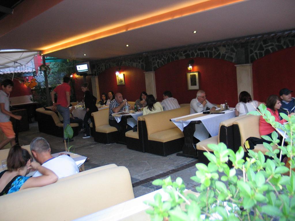 Hotel Nicol Φιλιππούπολη Εξωτερικό φωτογραφία