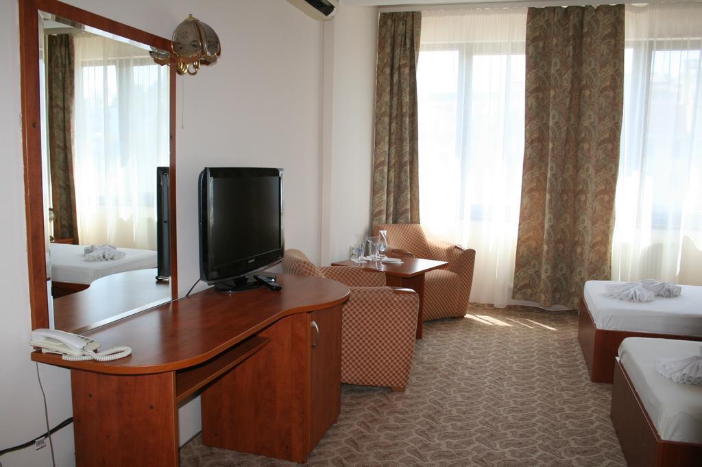 Hotel Nicol Φιλιππούπολη Εξωτερικό φωτογραφία